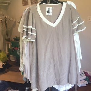 Flowy boutique tunic