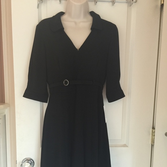 Tahari by Arthur Levine dress size 4