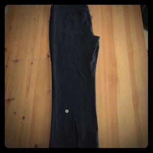 Lululemon crop black leggings