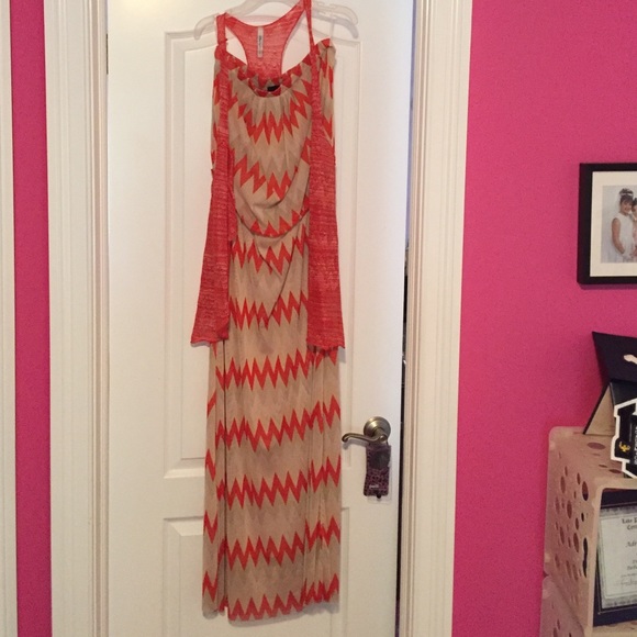 Maxi dress with vest!