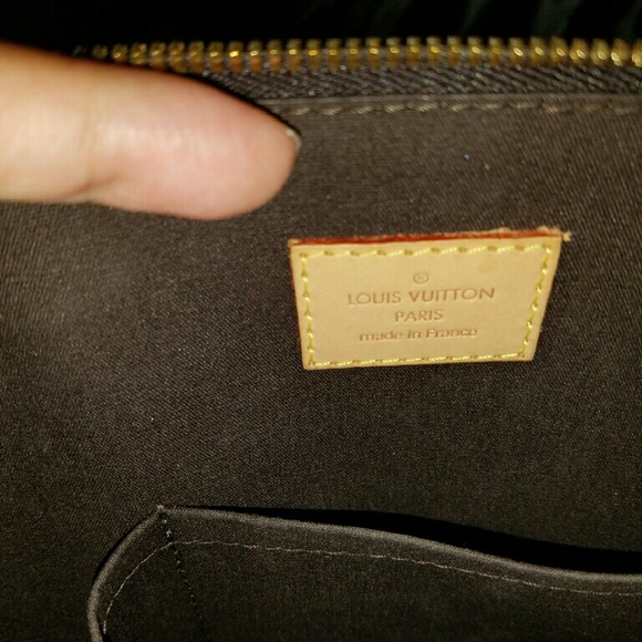 Louis Vuitton Alma PM Monogram Vernis Leather - Picture 3 of 4