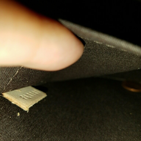 Louis Vuitton Alma PM Monogram Vernis Leather - Picture 4 of 4