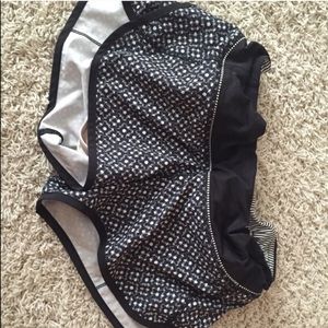 Lululemon size 6 shorts