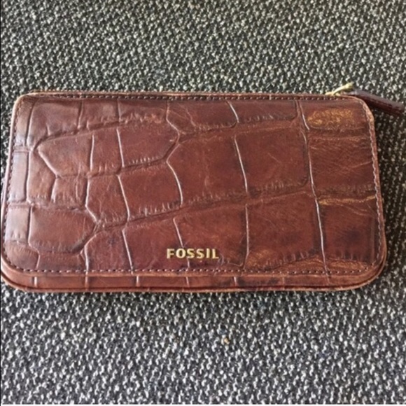 Fossil wallet - Picture 1 of 3