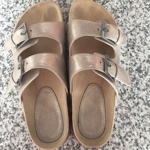 Bp shoes Birkenstock like sandals