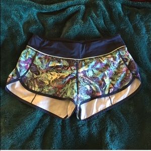 Lululemon size 6 shorts