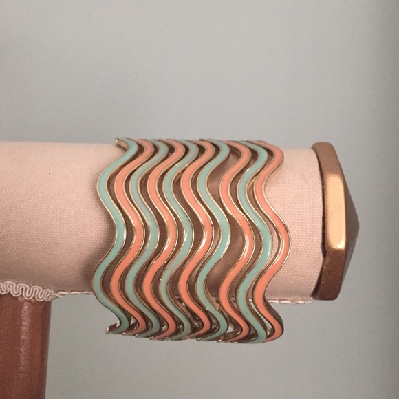 BOGO Mint and coral wavy layering bangles - Picture 2 of 3