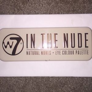 W7 in the nude eyeshadow palette