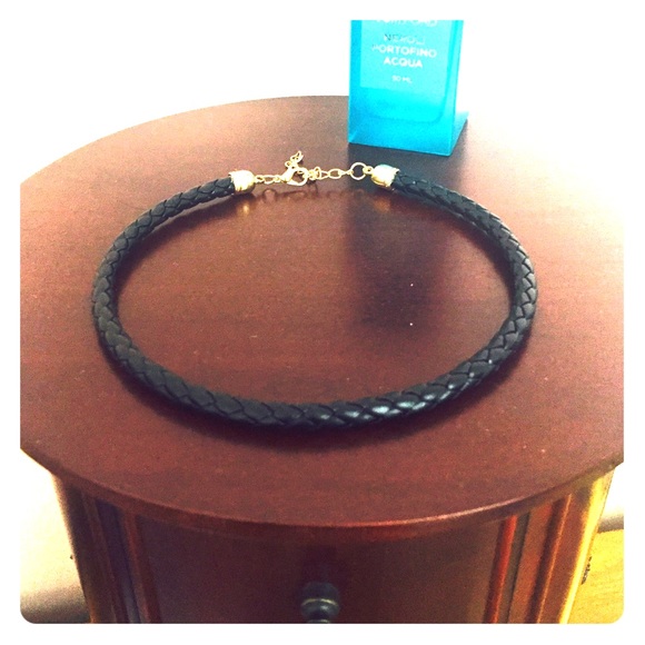 Chocker black w adjustable chain & lobster clasp