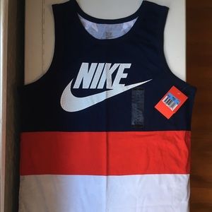 NWT Nike American flag tank