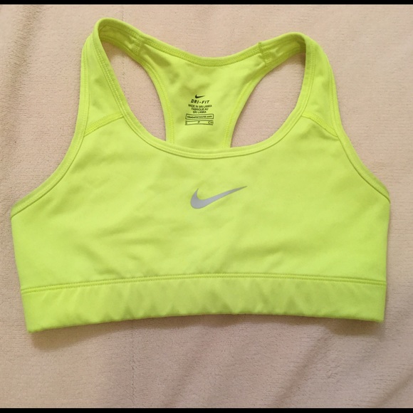 Dri-Fit Nike sports bra size S NWOT
