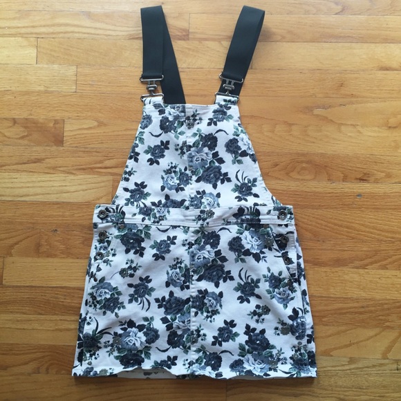 FOREVER 21 Overall Dress