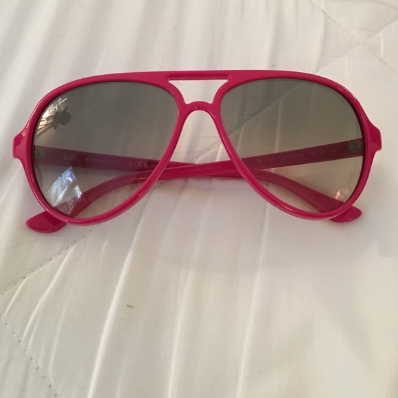 Ray ban bright pink aviators