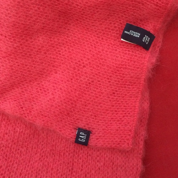 Gap scarf - Picture 2 of 3