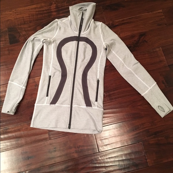 Lululemon double zipper longer style