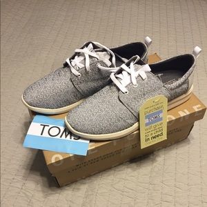 Size 7.5 Women's TOMS Del Rey Sneaker NWT