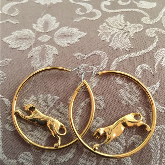 Accessories - Vintage Panther Earrings✨🛍✨