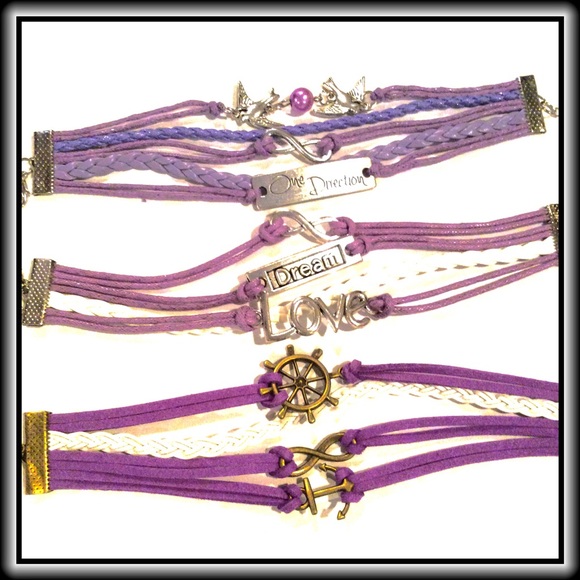 LEATHER & CHARMS BRACELET Purple & White