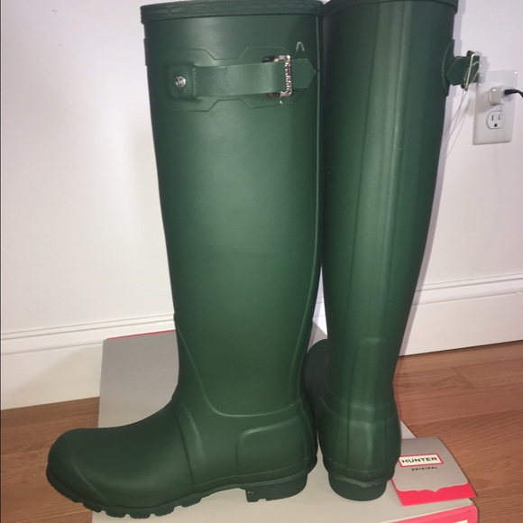 🚫SOLD🚫 Hunter Boots - Picture 2 of 4