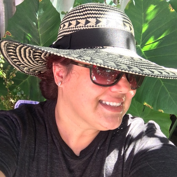 BGBGMaxazria Straw Hat - Picture 3 of 3