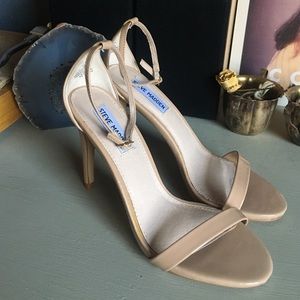 Stacy nude heels size 8
