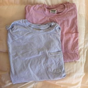 Set of 2 plain comfort colors t shirts!