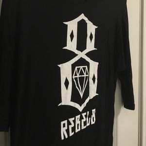 Rebel 8 3/4 length logo shirt - SO SOFT!