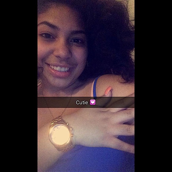 Meet your Posher, Desiree