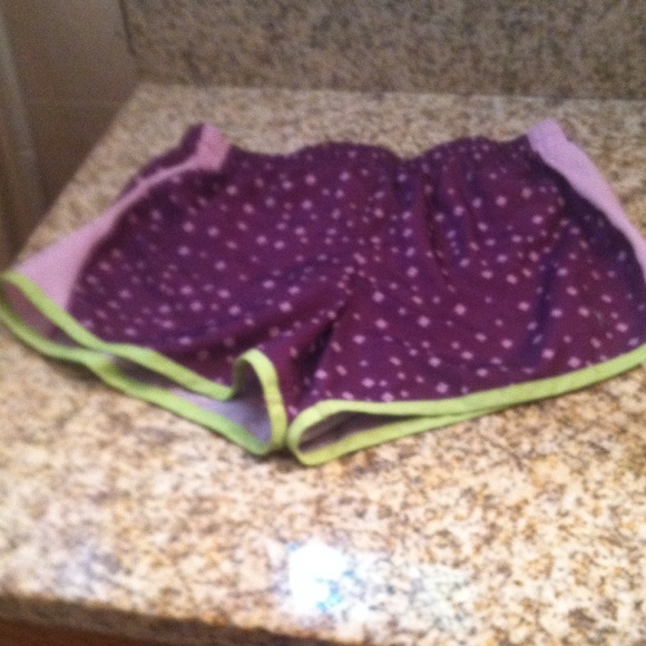 Danskin Now  shorts - Picture 1 of 2