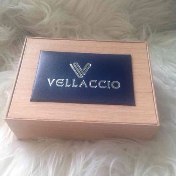 FLASH❗️Vellaccio His & Hers Watch Silver Stainless - Picture 2 of 4