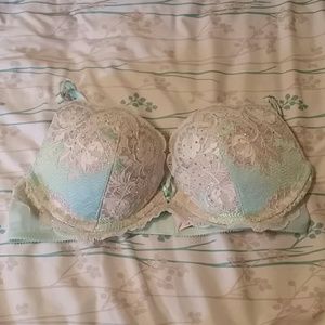 Victoria's Secret push up bra
