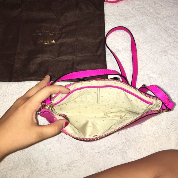 NEVER USED Kate Spade Cross Body Purse - Picture 4 of 4