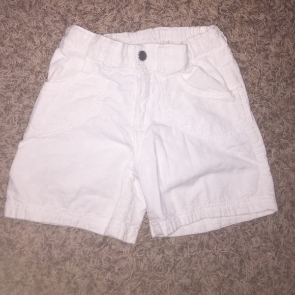 Girls white floral H&M shorts