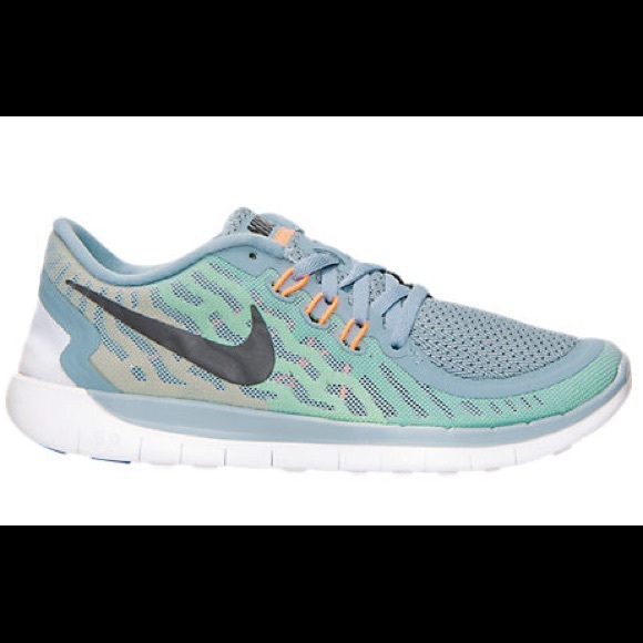 Nike sneakers free 5.0 boys sz 6, women's sz 8