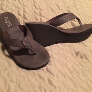 Flojos  wedge sandals