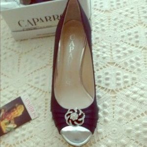 Navy Caparros kitten heels