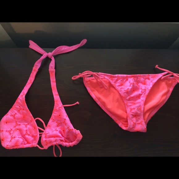 Aeropostale pink eyelet bikini!