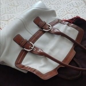 White & tan coach purse