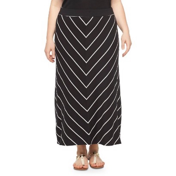 plus size long white maxi skirt