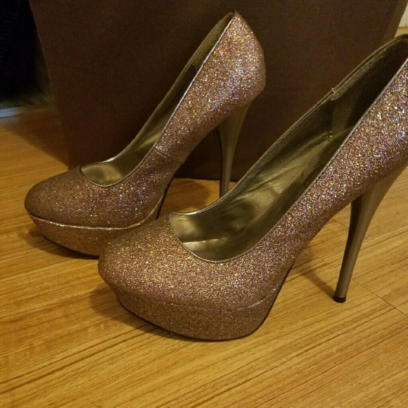 Size 8.5 high heel