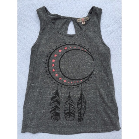 Graphic Tank Top 🌸