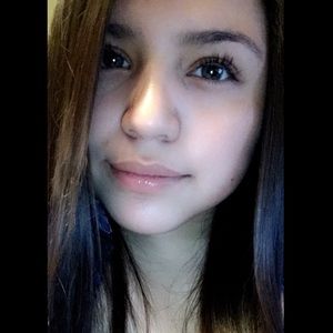 Meet your Posher, Itzel