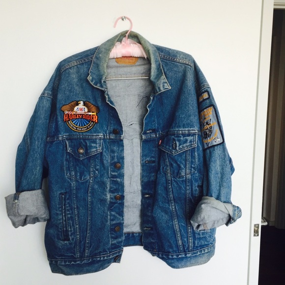 Vintage Levi Jacket with Harley Patches ⚡️ - Picture 2 of 4
