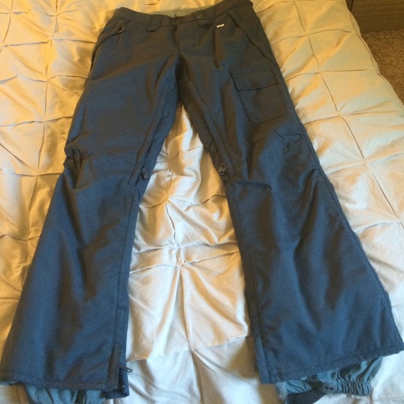 Foursquare brand snowboard or ski pants