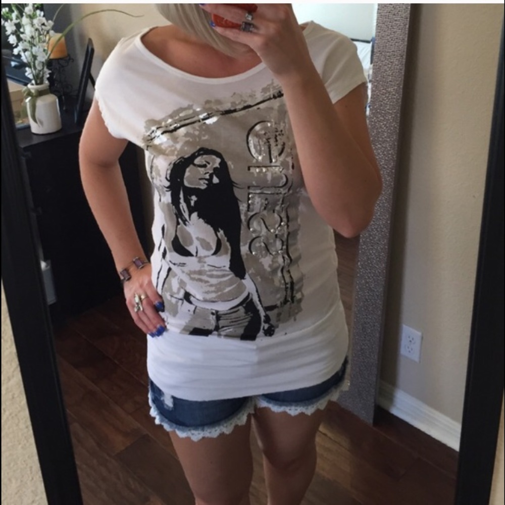 Guess cut out shirt
