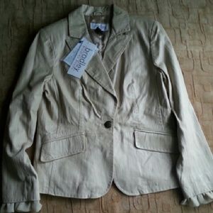 NWT Bradley Bayou M tan leather jacket