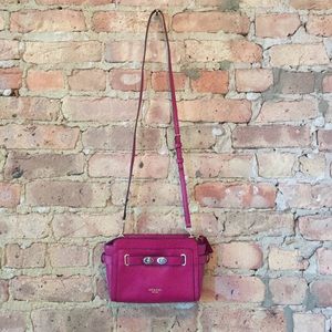 NWT Coach Cranberry F35688 IMCBY Swingpack Bag