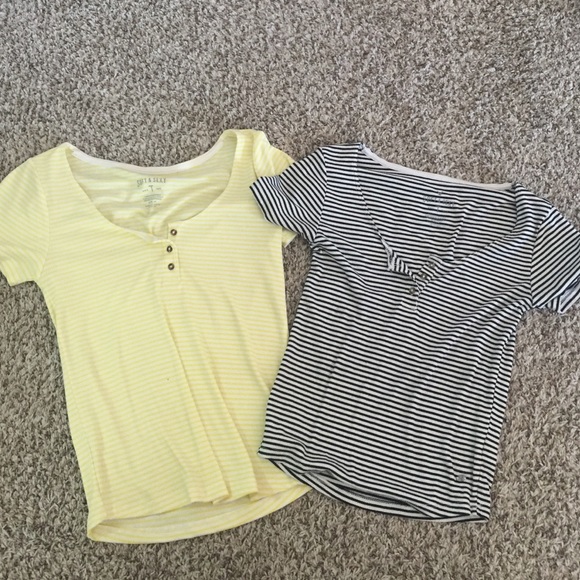 Soft and sexy American eagle tops