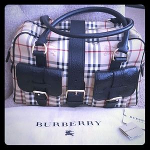 Burberry purse
