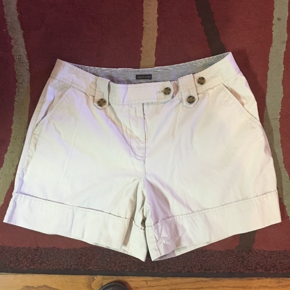 Shorts - Picture 2 of 4